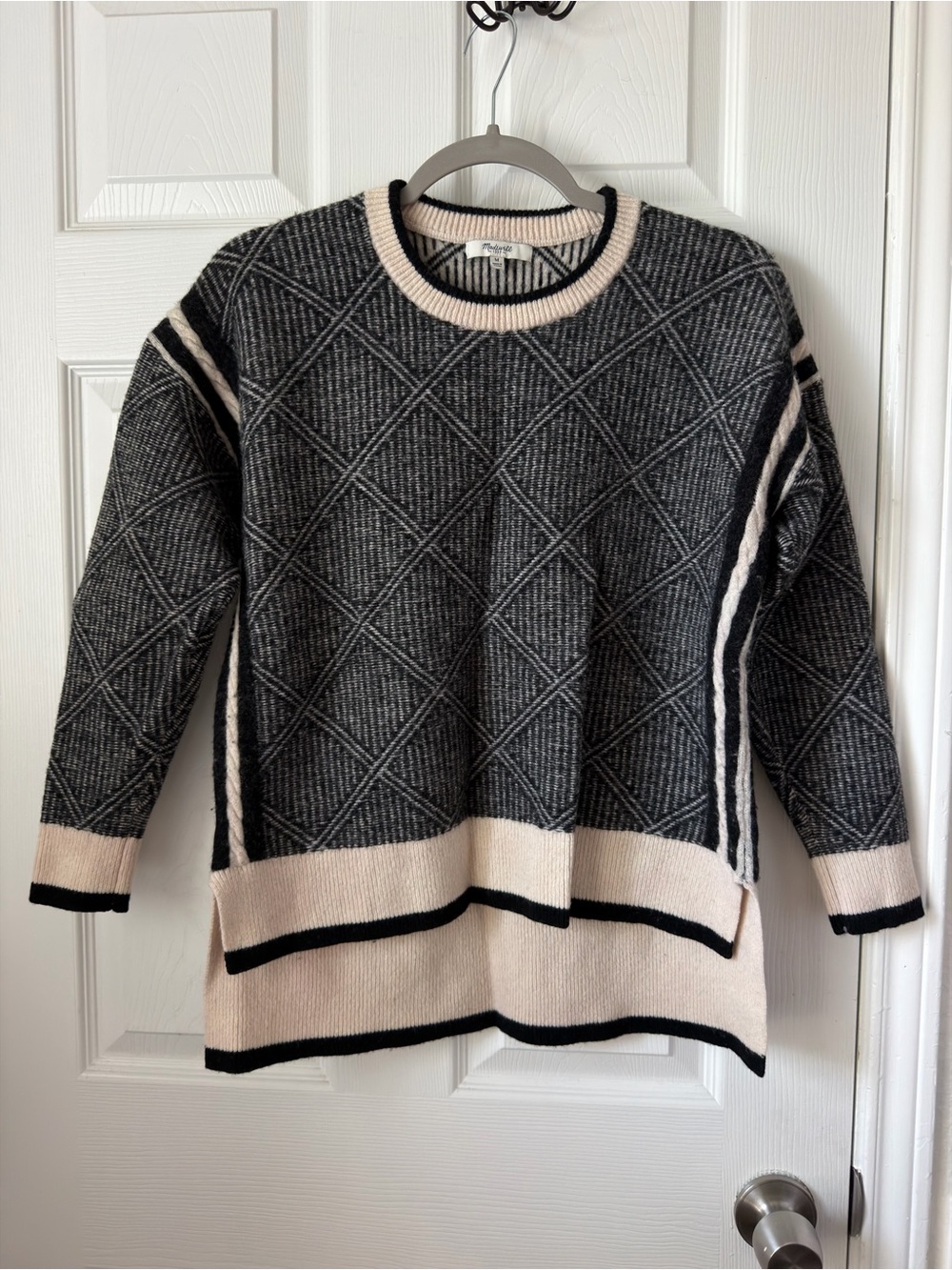 Madewell B5443 High-Low Argyle Diamond Sweater Black Cream M
